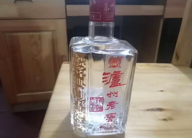 白酒界公认的4款“好酒”，都是100%纯粮佳酿，便宜到十几元