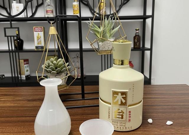 春节送礼选酒指南，6款“高性价比”白酒，不仅省钱还有面子